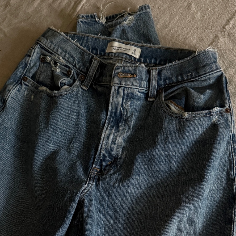 Abercrombie High Rise Mom Jeans